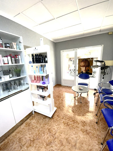 34. Peluquería Manoli 3