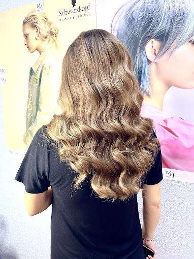 34. Peluquería Manoli 4